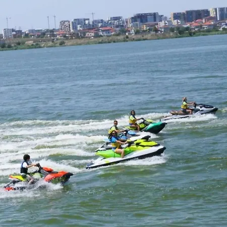 Appartement Aqua Luminita *