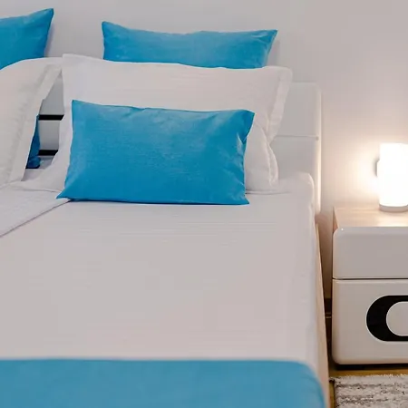 Lägenhet Aqua Luminita