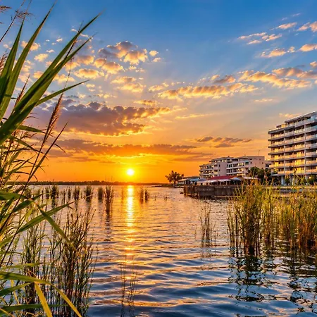 Aqua Luminita Mamaia