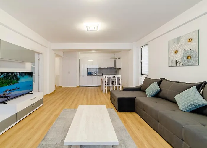 Apartment Aqua Luminita